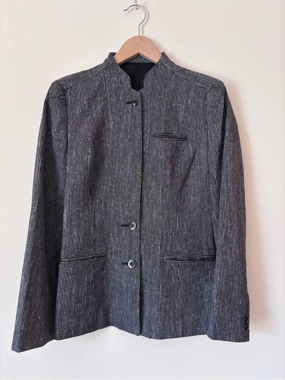 Vintage tahari mandarin color pinstripe blazer
